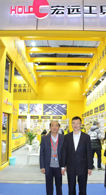 朱仁和理事长莅临第三十三届中国国际五金博览会现场(图9)